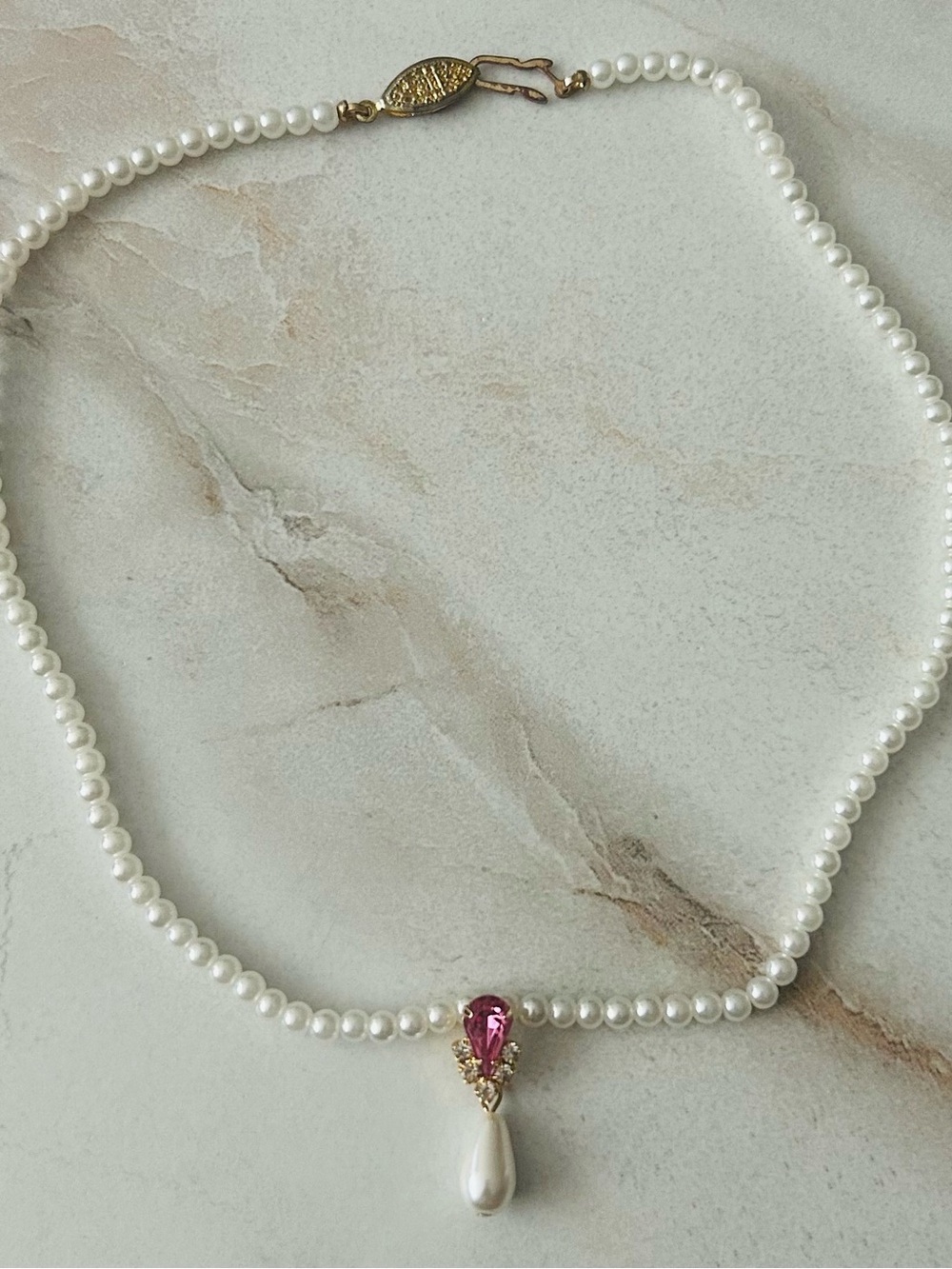 Vintage Faux Pearl Necklace with Pink Teardrop Pendant